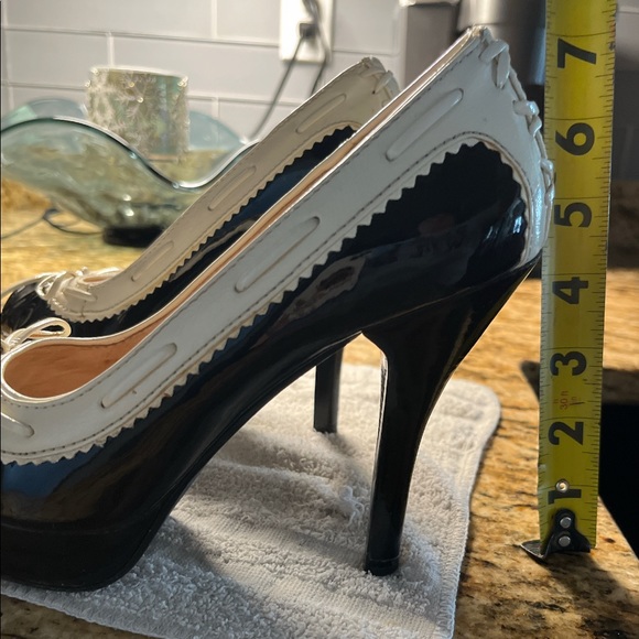 Platform stilettos by Michael Kors size 7 1/2 - Picture 7 of 7